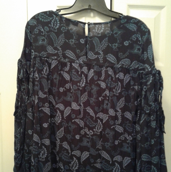 Loft Print Peasant Boho Top - Picture 4 of 8